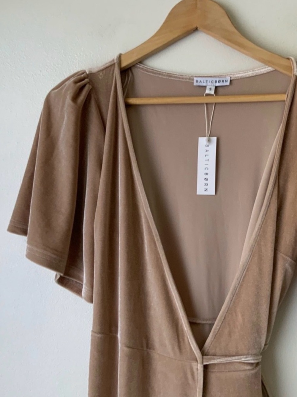 NWT BALTIC BORN Velvet Wrap Maxi Dress Taupe Tan Small - Picture 6 of 14